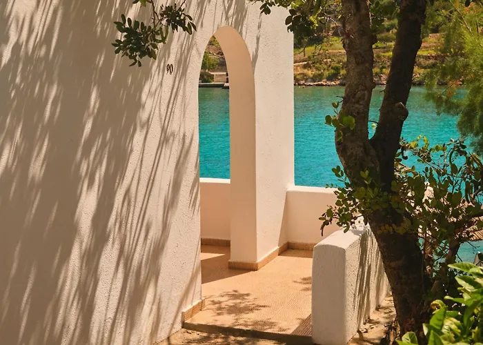 Minos Beach Art Hotel, A Member Of Design Hotels